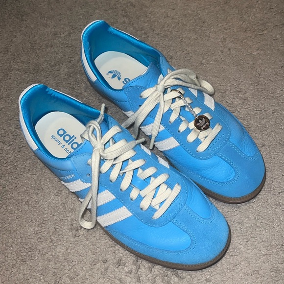 Sporty and rich x adidas sambas - Picture 1 of 6